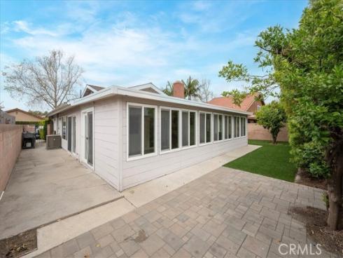 3205 S Sycamore Street, Santa Ana, CA