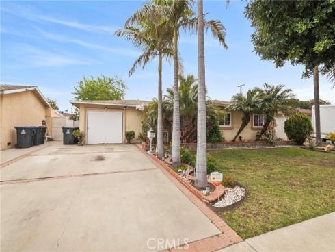 1406 W Camden Place, Santa Ana, CA