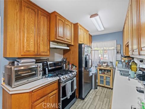 1406 W Camden Place, Santa Ana, CA