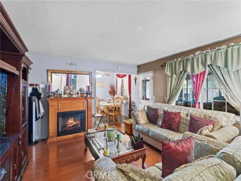 1406 W Camden Place, Santa Ana, CA