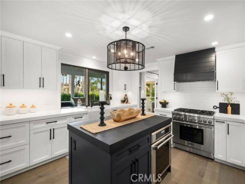 2121 Valhalla Drive, Santa Ana, CA