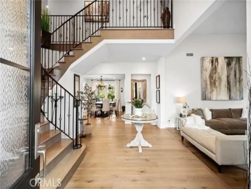 2121 Valhalla Drive, Santa Ana, CA