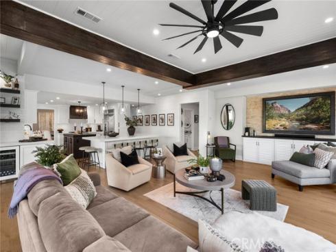 2121 Valhalla Drive, Santa Ana, CA