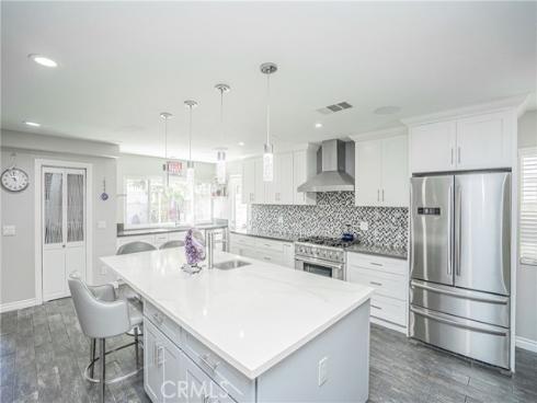 618 W Alpine Avenue, Santa Ana, CA