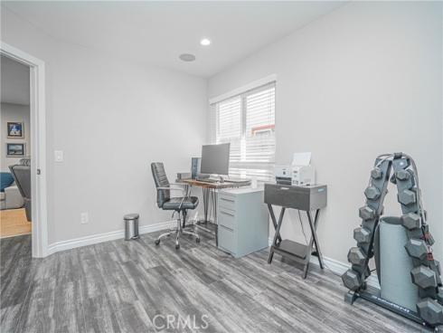 618 W Alpine Avenue, Santa Ana, CA