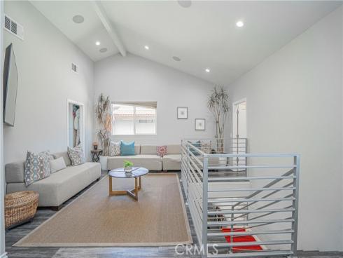 618 W Alpine Avenue, Santa Ana, CA