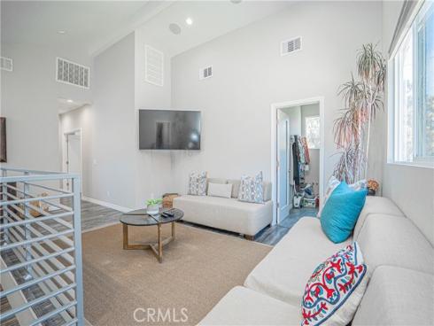 618 W Alpine Avenue, Santa Ana, CA