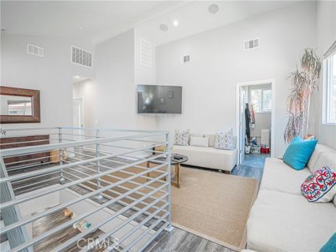 618 W Alpine Avenue, Santa Ana, CA