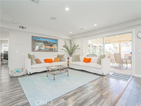 618 W Alpine Avenue, Santa Ana, CA