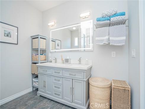 618 W Alpine Avenue, Santa Ana, CA