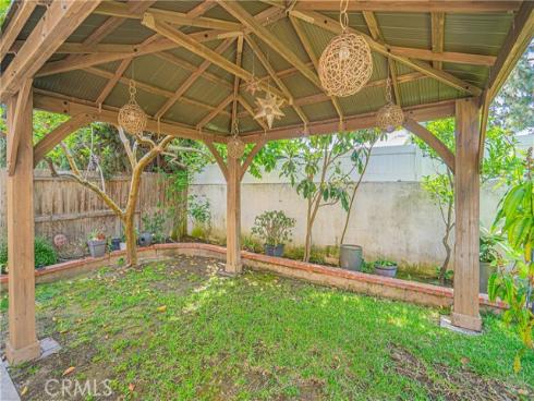 618 W Alpine Avenue, Santa Ana, CA