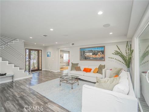 618 W Alpine Avenue, Santa Ana, CA