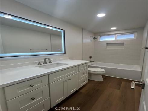 1400 W Warner 60 Avenue, Santa Ana, CA