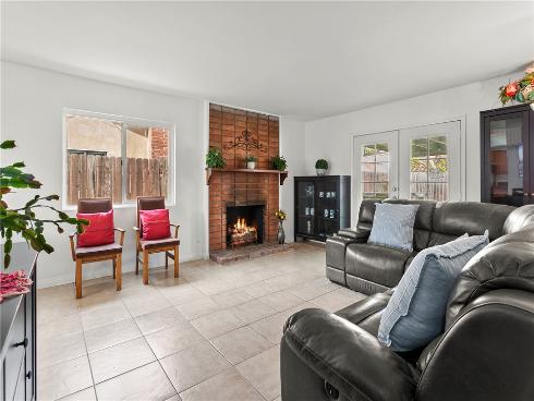 1305 N Gunther Street, Santa Ana, CA