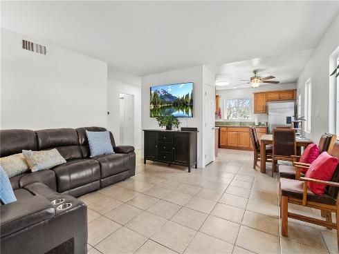 1305 N Gunther Street, Santa Ana, CA