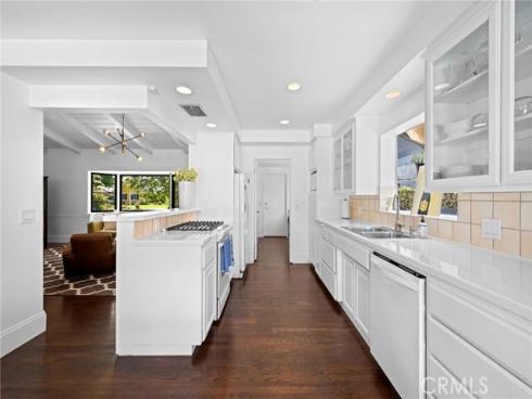 1111 W Sharon Road, Santa Ana, CA