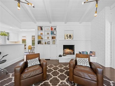 1111 W Sharon Road, Santa Ana, CA