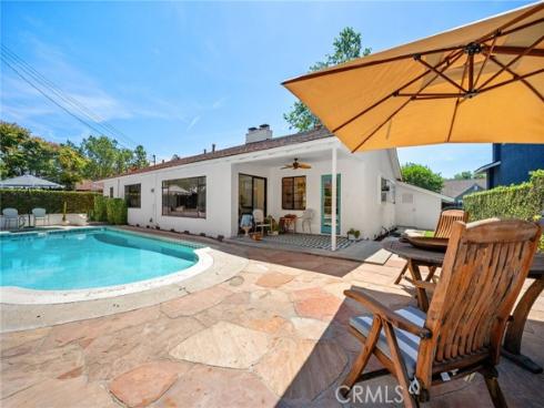 1111 W Sharon Road, Santa Ana, CA