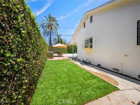 1111 W Sharon Road, Santa Ana, CA