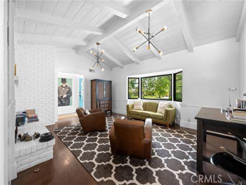 1111 W Sharon Road, Santa Ana, CA