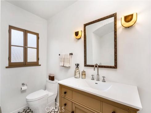 2020 N Victoria Drive, Santa Ana, CA