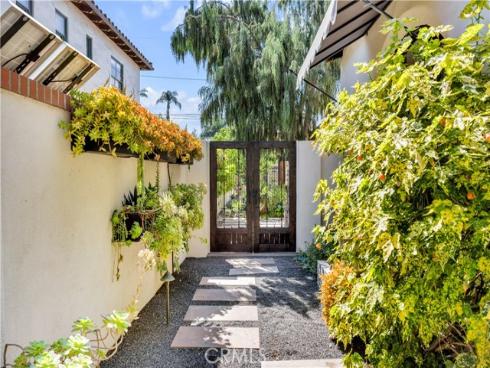 2020 N Victoria Drive, Santa Ana, CA