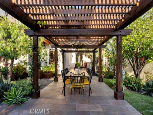 2020 N Victoria Drive, Santa Ana, CA