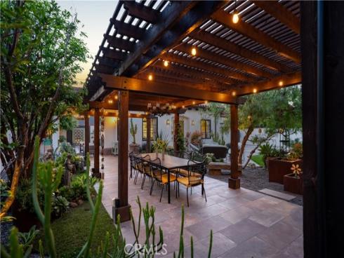 2020 N Victoria Drive, Santa Ana, CA