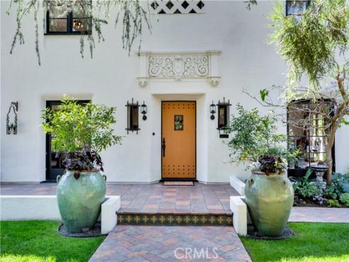 2020 N Victoria Drive, Santa Ana, CA