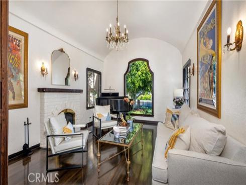 2042 N Ross Street, Santa Ana, CA