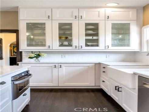 2042 N Ross Street, Santa Ana, CA