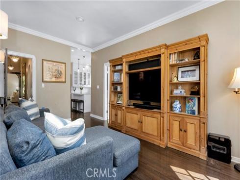 2042 N Ross Street, Santa Ana, CA