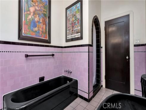 2042 N Ross Street, Santa Ana, CA