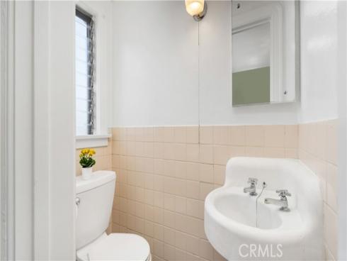 2042 N Ross Street, Santa Ana, CA