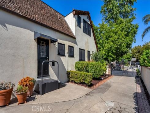 2042 N Ross Street, Santa Ana, CA