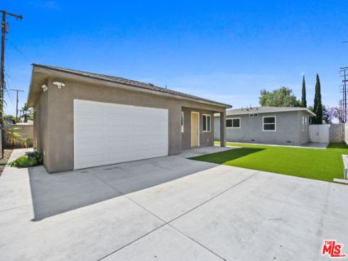 2429 W Borchard Avenue, Santa Ana, CA