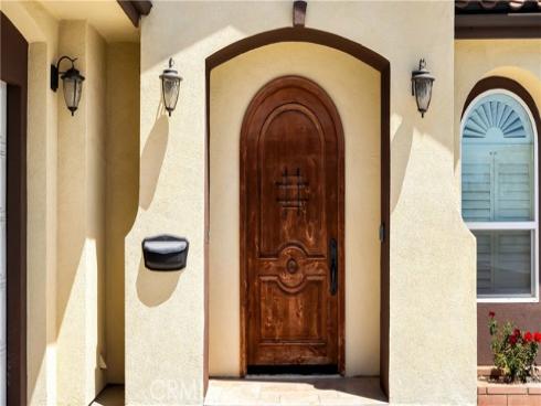 1715 N Flower Street, Santa Ana, CA