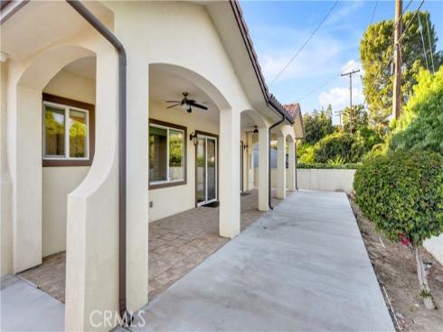 1715 N Flower Street, Santa Ana, CA