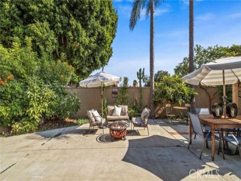 902 W Orange Road, Santa Ana, CA