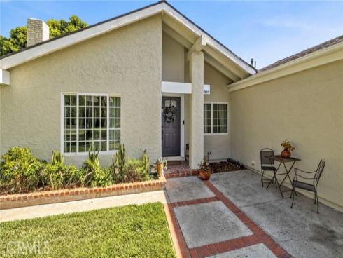 902 W Orange Road, Santa Ana, CA