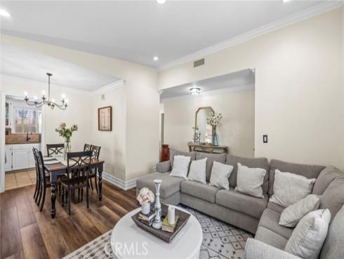 902 W Orange Road, Santa Ana, CA