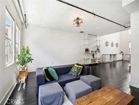 721 N Poinsettia Street, Santa Ana, CA