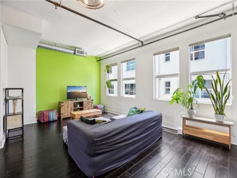 721 N Poinsettia Street, Santa Ana, CA