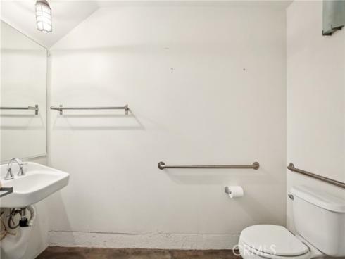 721 N Poinsettia Street, Santa Ana, CA