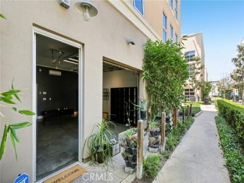 721 N Poinsettia Street, Santa Ana, CA