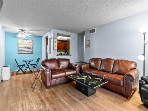 600 W 3rd B206 Street, Santa Ana, CA