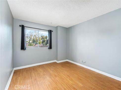 450 E 4th 127 Street, Santa Ana, CA