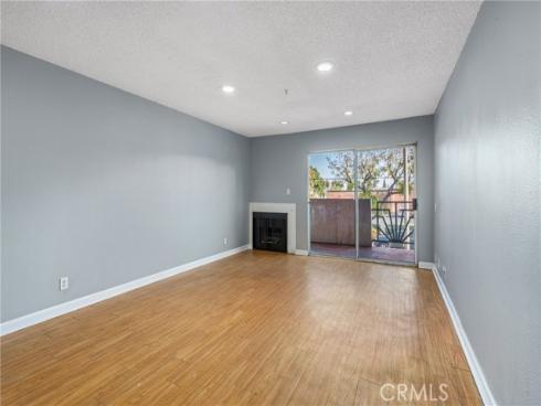 450 E 4th 127 Street, Santa Ana, CA