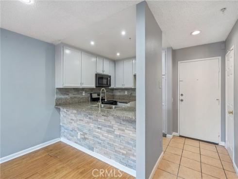 450 E 4th 127 Street, Santa Ana, CA