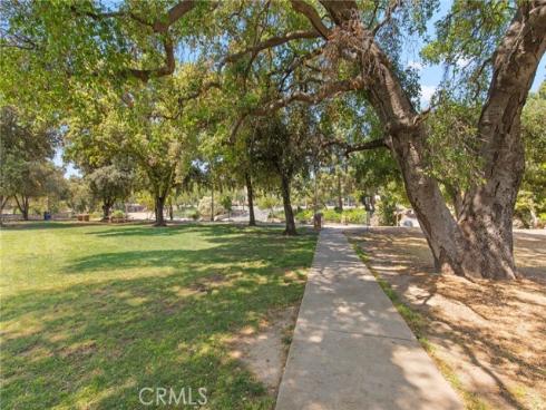 410 Virginia Avenue, Santa Ana, CA